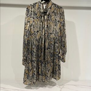 Elan Black and Gold Paisley Long Sleeve Dress